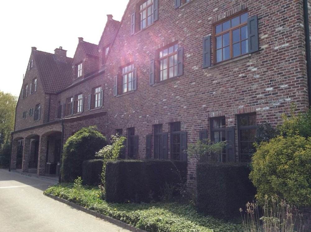 Фото Hotel Abbey