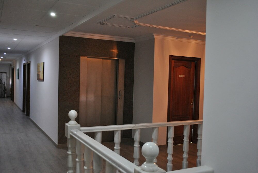 Фото Hotel Restaurante Dama de Baza