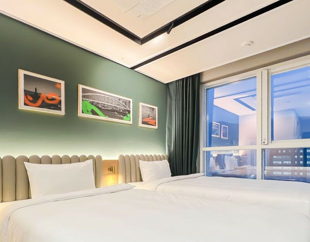 Фото Cotice The Bridge