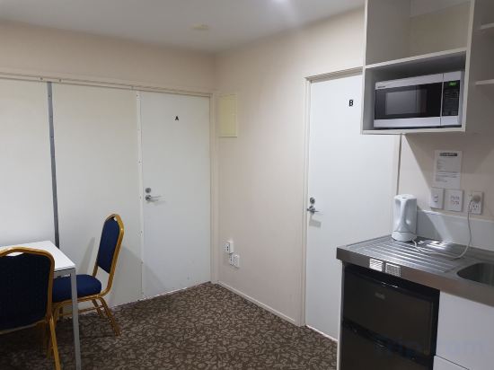 Фото Empire Apartments