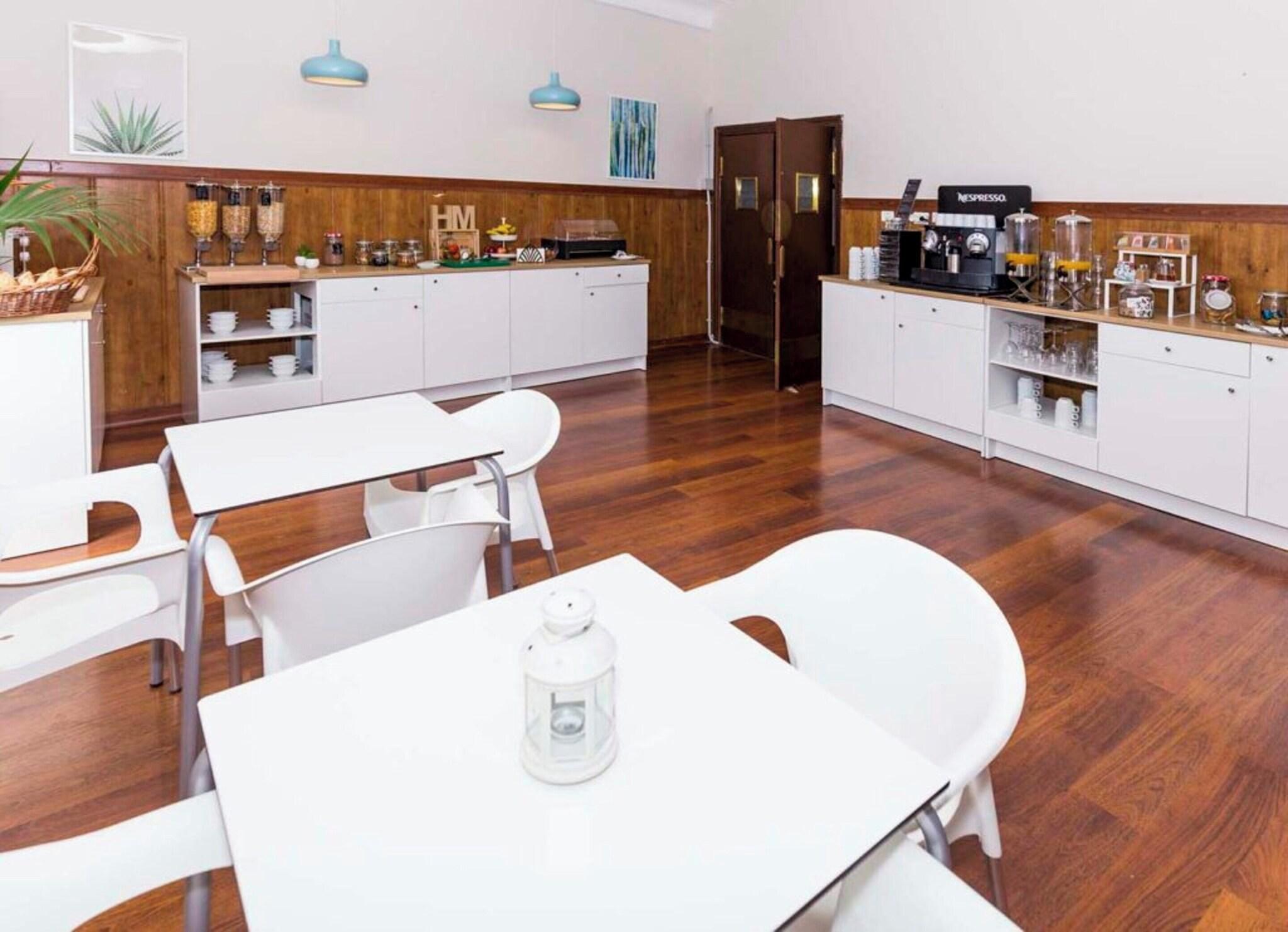 Фото Hotel Madrid