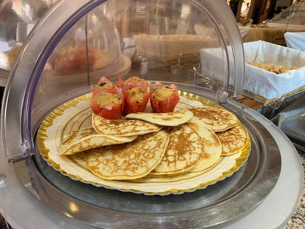 Фото Hotel Royal Plaza