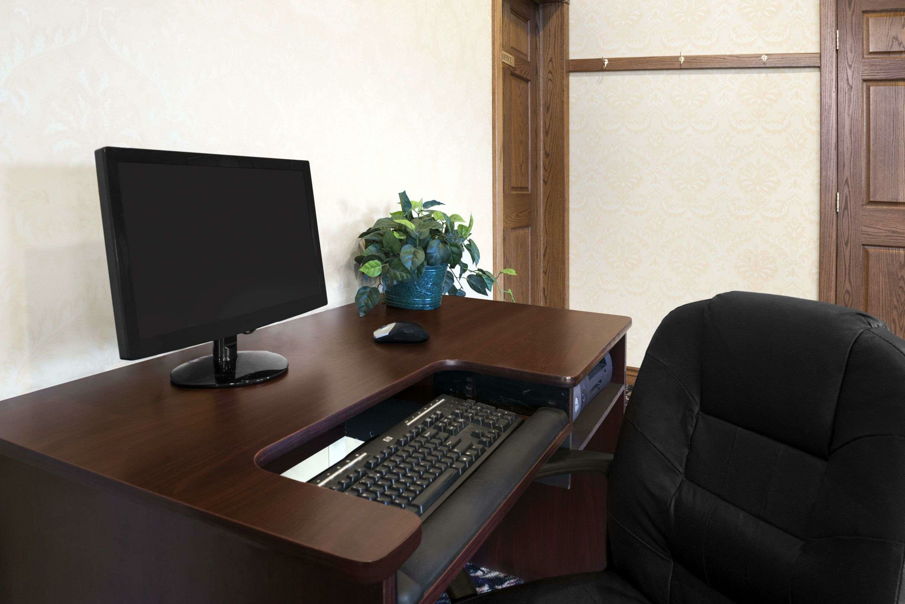 Фото Days Inn by Wyndham Grayling