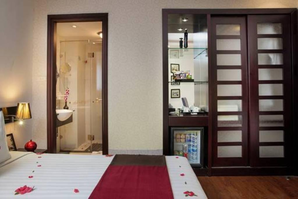 Фото Hanoian Central Hotel & SPA