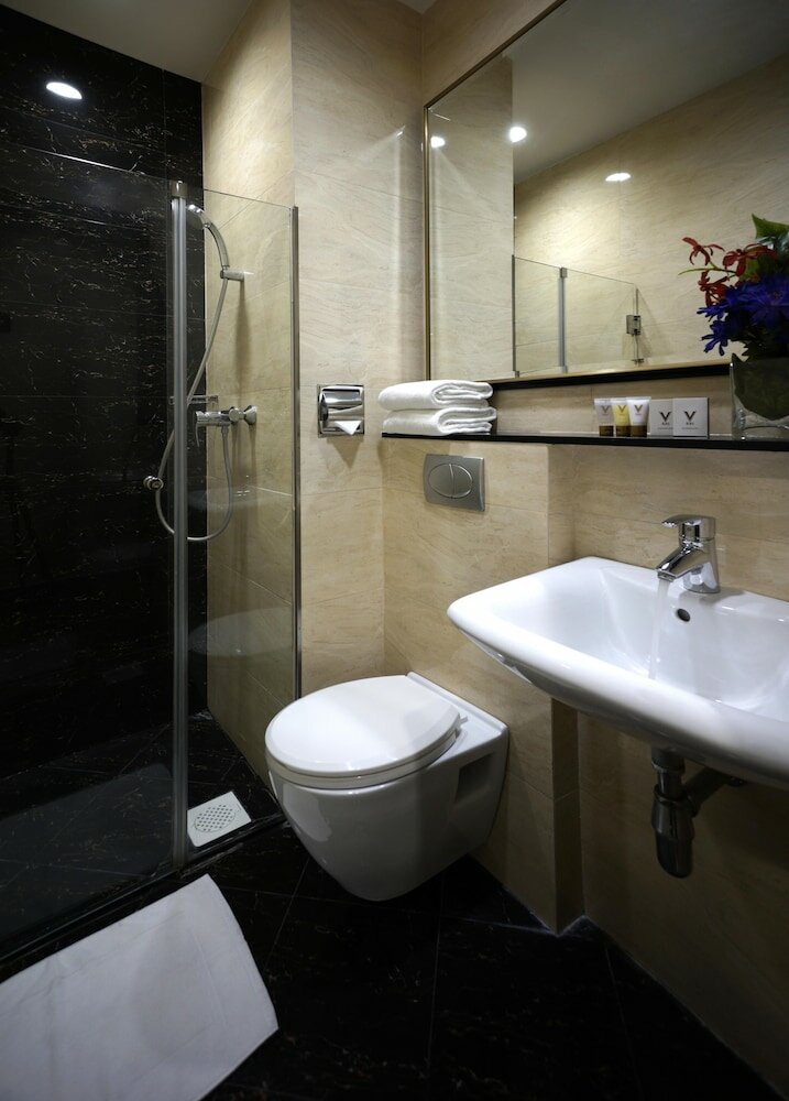 Фото V Hotel Lavender