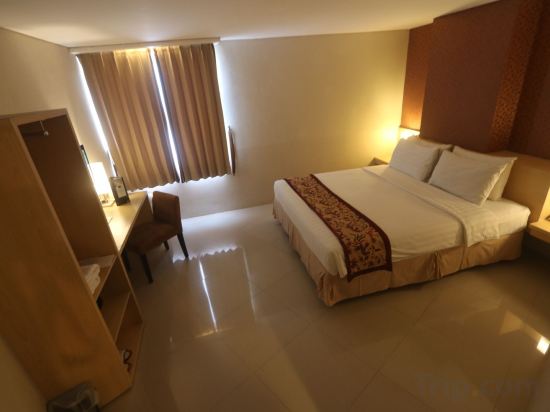 Фото Bekizaar Hotel Surabaya