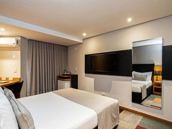 Фото Slaviero Curitiba Batel