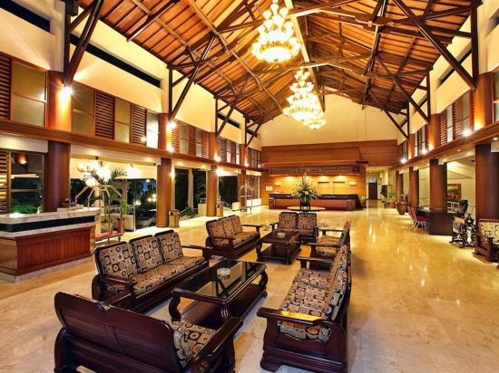 Фото Lombok Raya Hotel