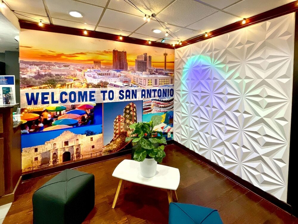 Фото Clarion Pointe