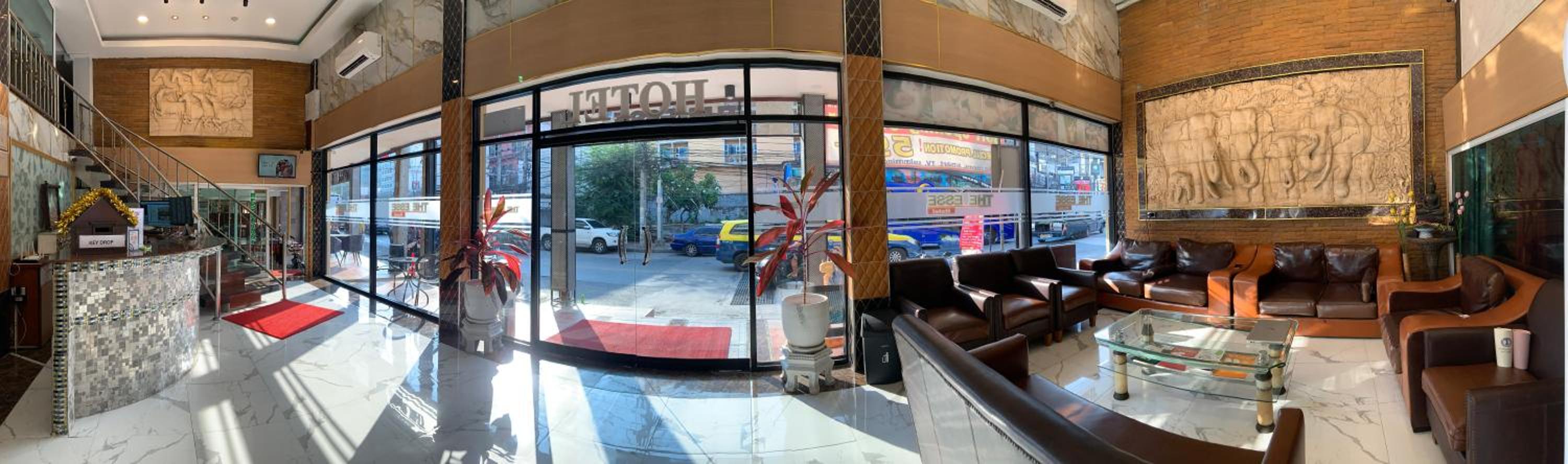 Фото The ESSE Hotel Pattaya