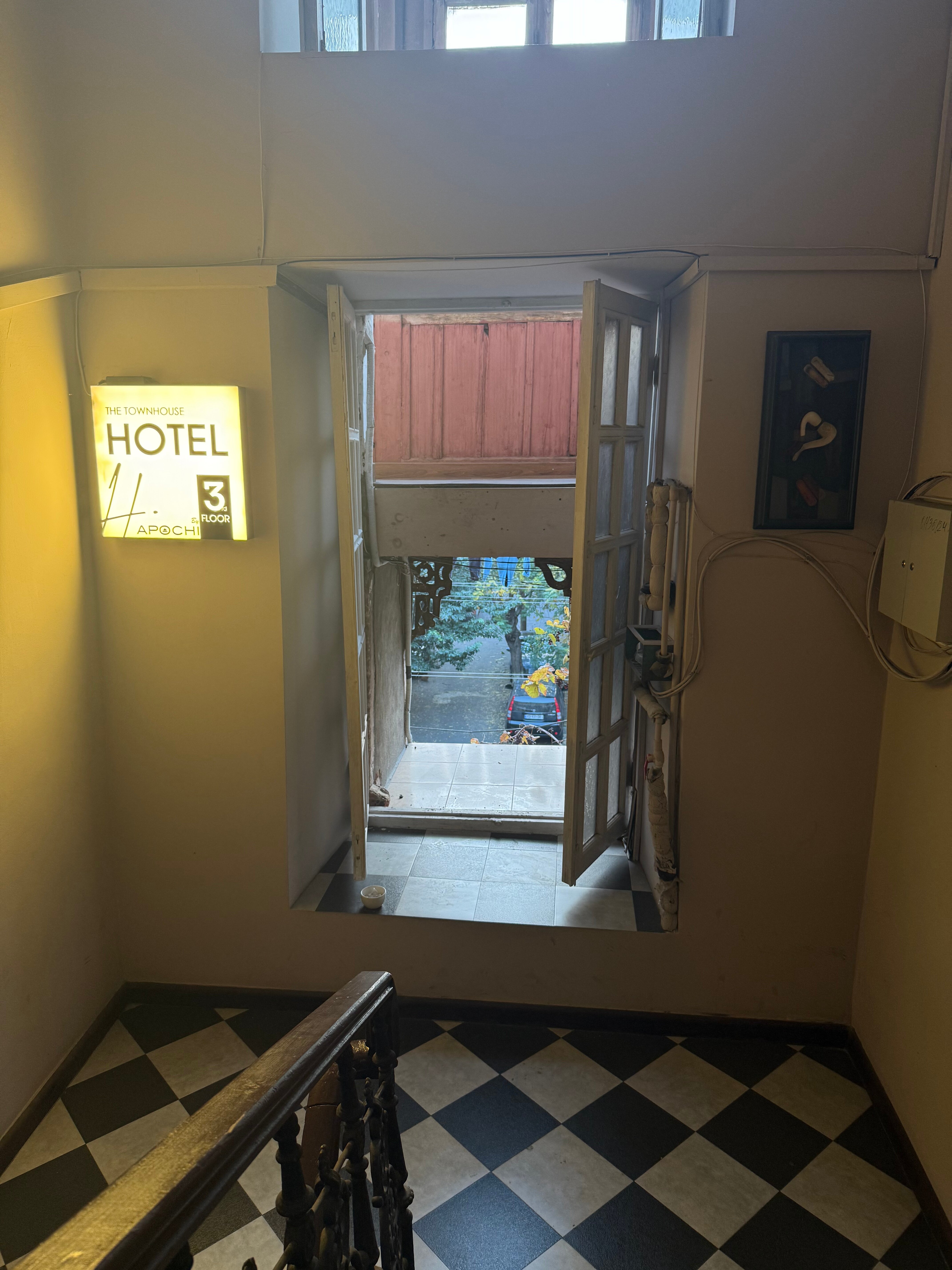 Фото TownHouse Tbilisi