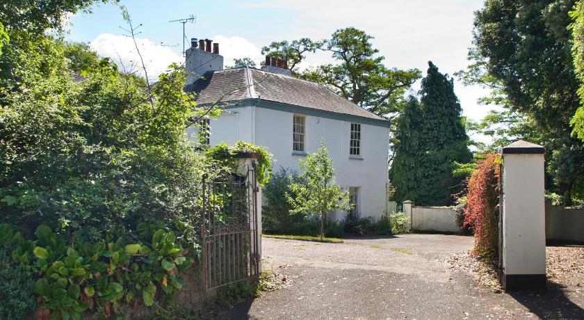 Фото Old Vicarage
