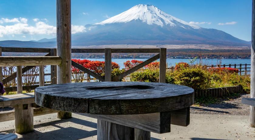 Фото Fuji Yamanakako Hotel