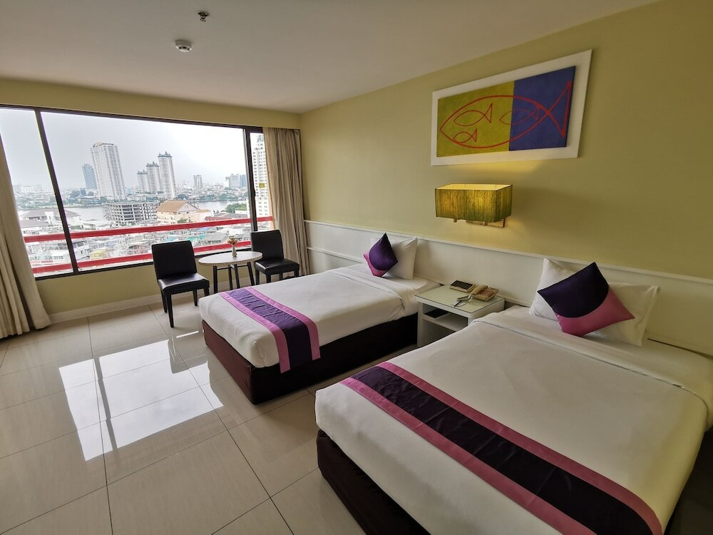 Фото Tongtara Riverview Hotel