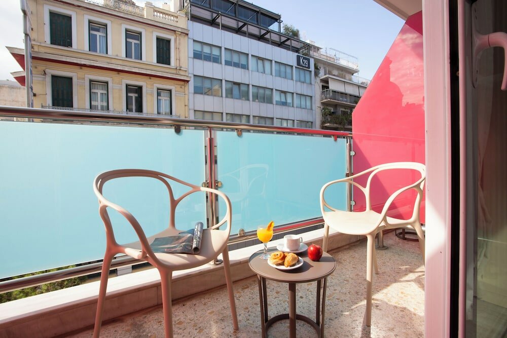 Фото Casual Kubic Athens Hotel