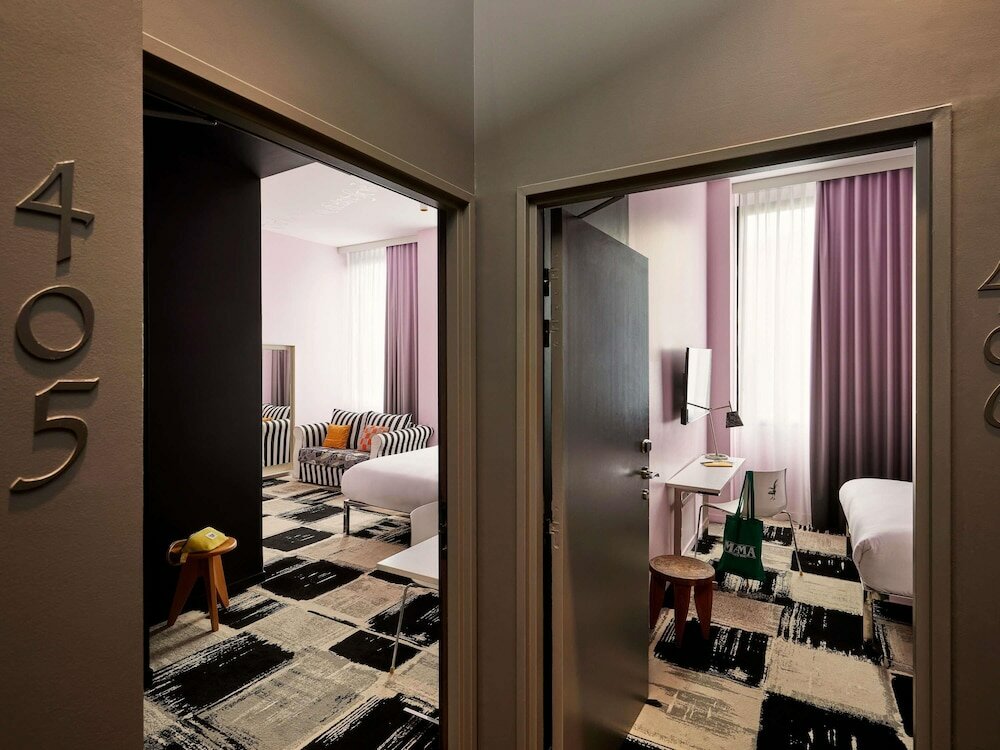 Фото Mama Shelter