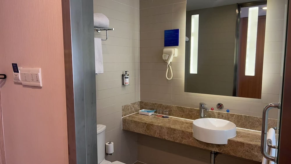 Фото Holiday Inn Express Ordos Dongshen, an Ihg Hotel