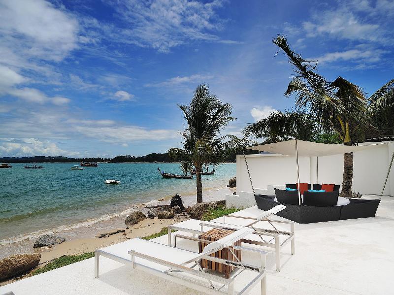 Фото Beachfront Phuket
