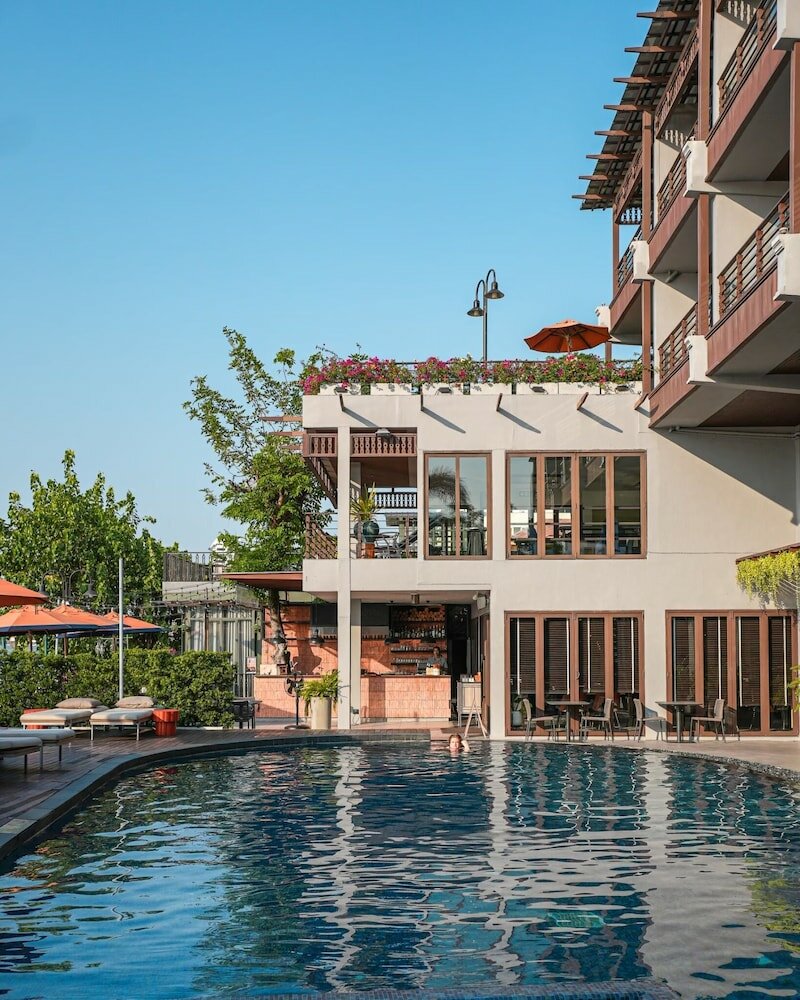 Фото Riva Surya Bangkok
