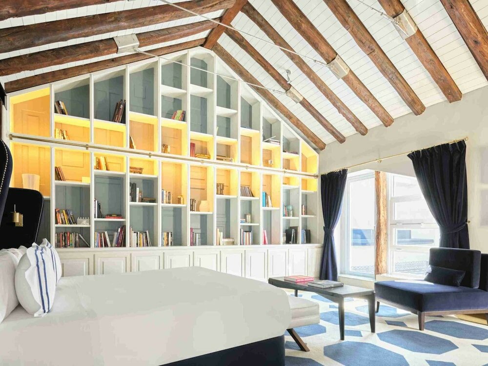 Фото Only You Boutique Hotel