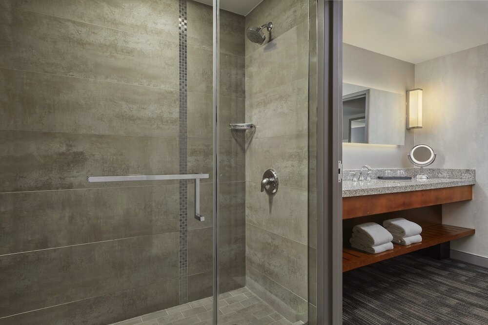 Фото Loews Hollywood Hotel