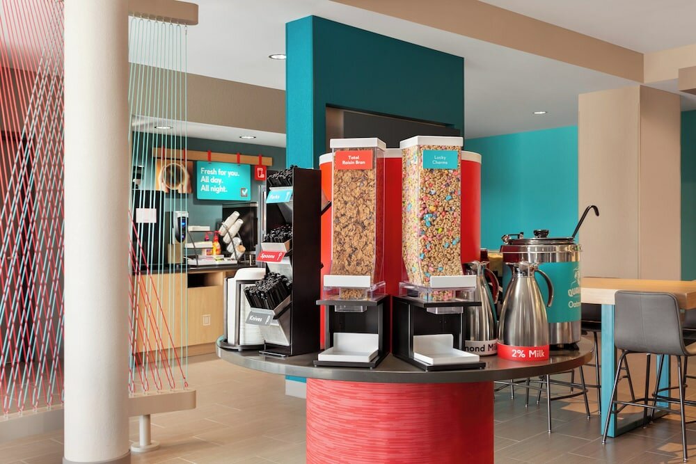 Фото Avid Hotels Lake Delton Dells Area, an Ihg Hotel