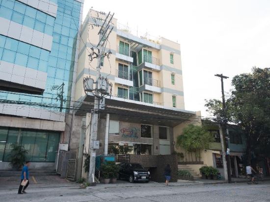 Фото Festive Hotel