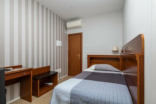 Гостиница Hotel Excelsior в Павии