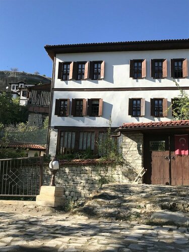 Гостиница Çamlıca Konak Çarşı Evi в Карабюке