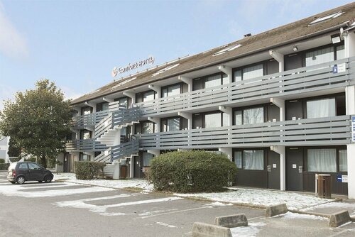 Гостиница Comfort Hotel Rungis Orly в Л'Э-ле-Розе