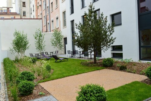 Гостиница Adagio Lyon Patio Confluence в Лионе