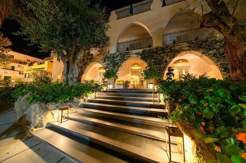 Гостиница Hotel Terme Oriente в Кампании