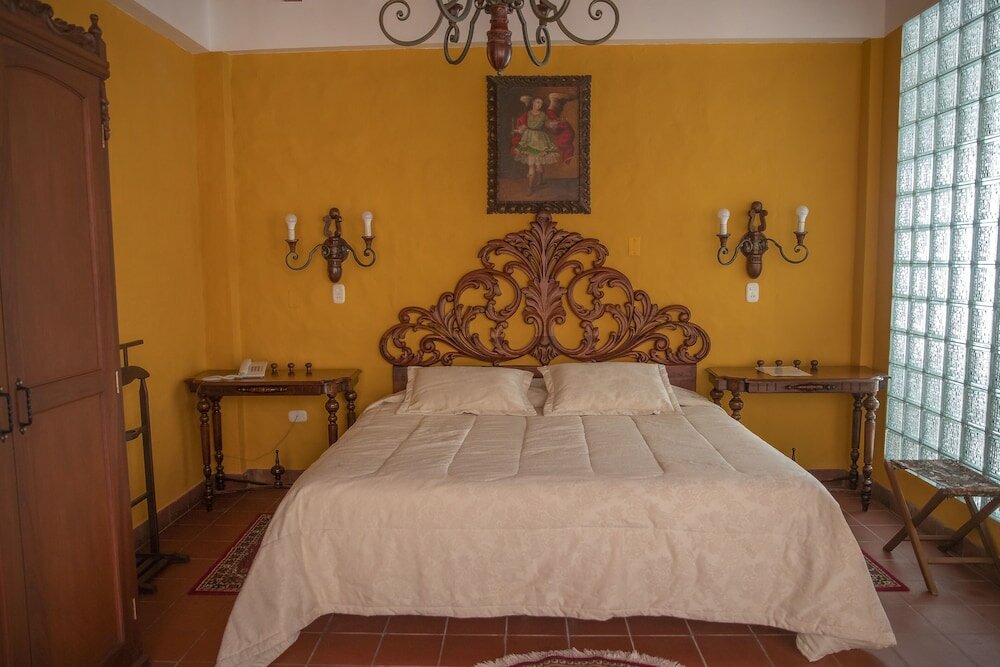 Фото Hotel Monasterio