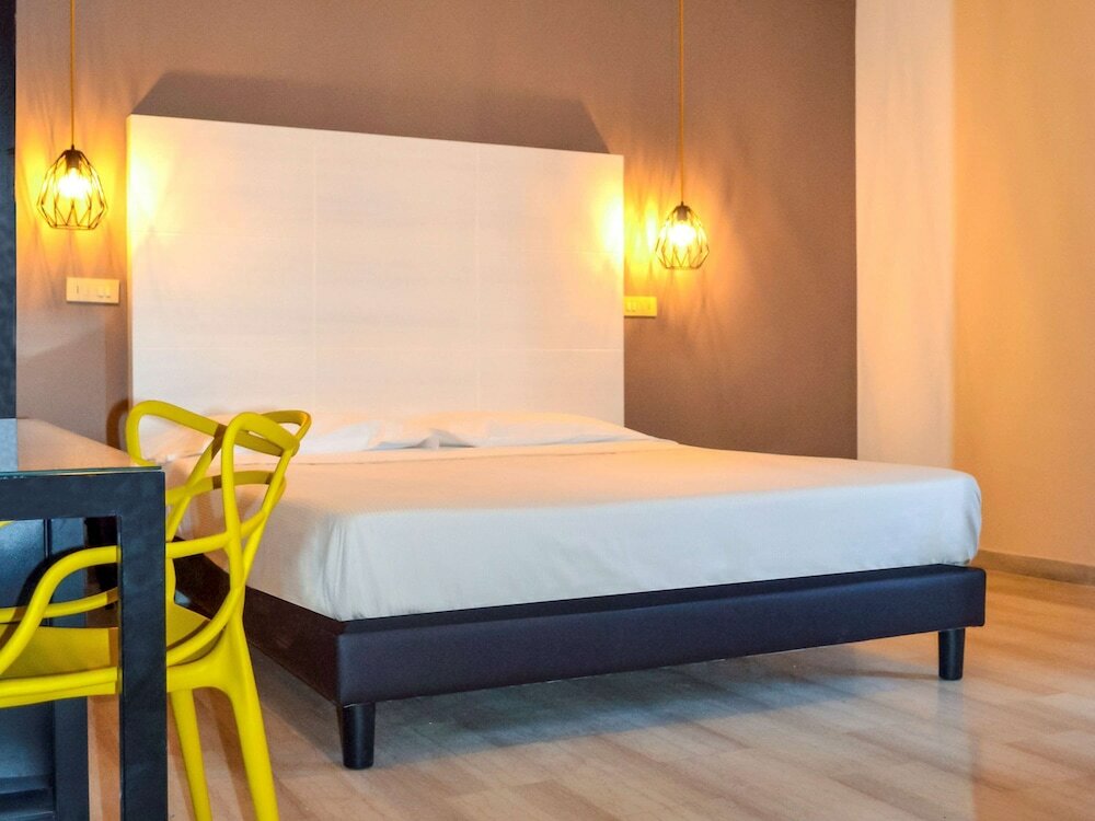Фото Ibis styles Trani
