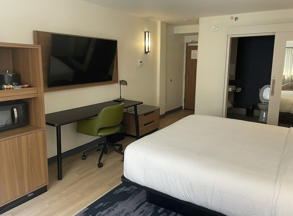 Фото Comfort Inn Downtown Charleston