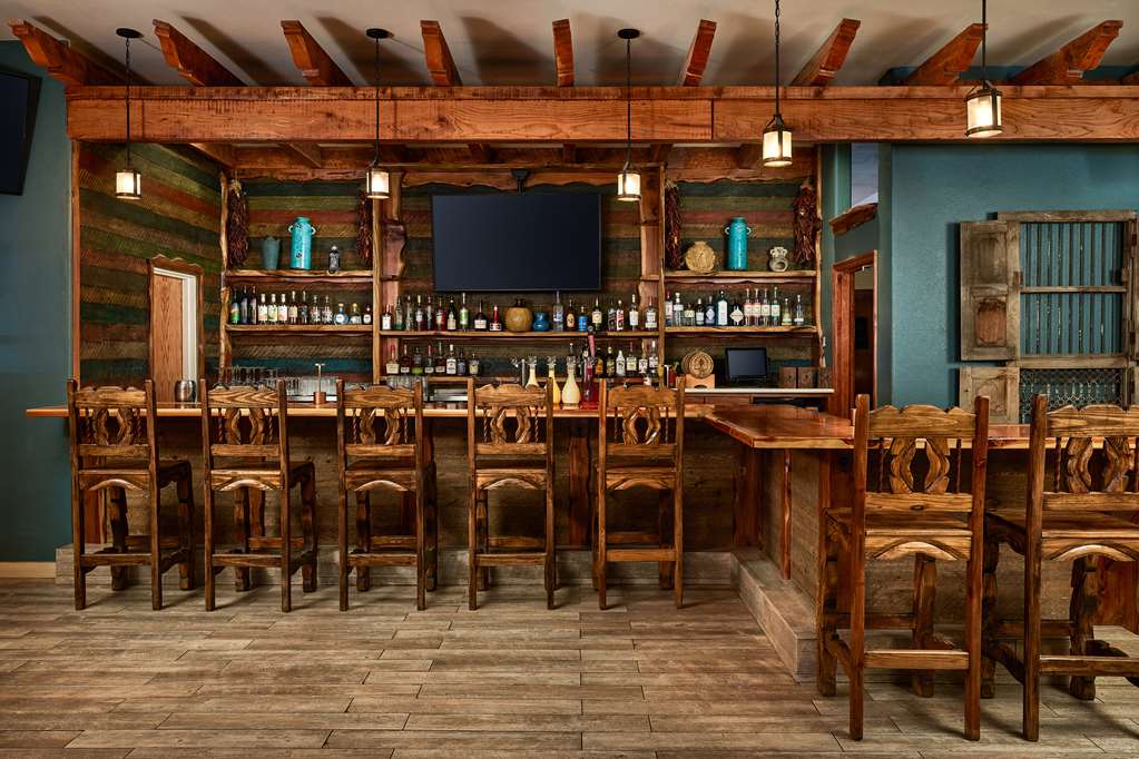 Фото Hotel Don Fernando de Taos, Tapestry Collection by Hilton