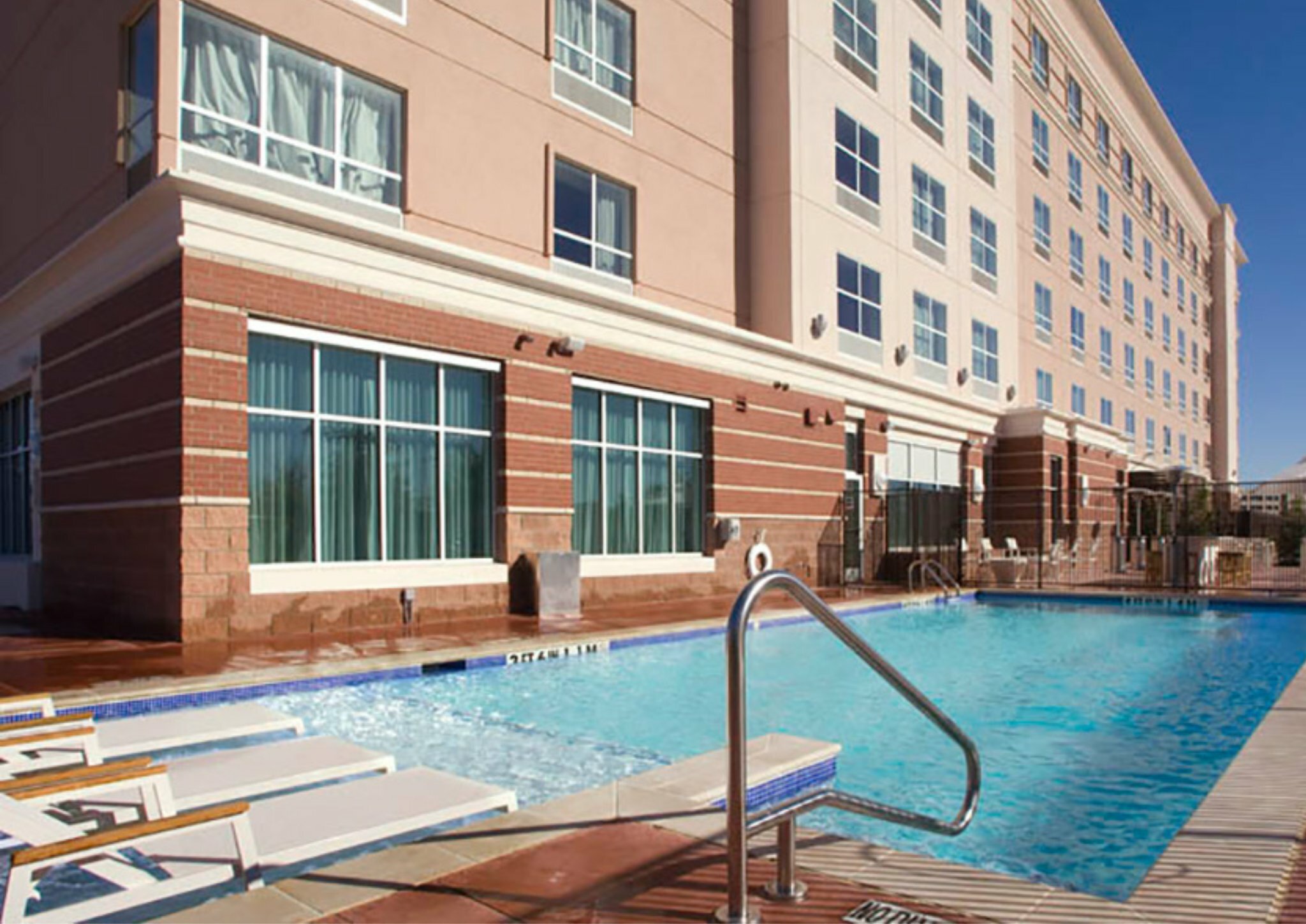 Фото Holiday Inn Dfw Airport South, an Ihg Hotel
