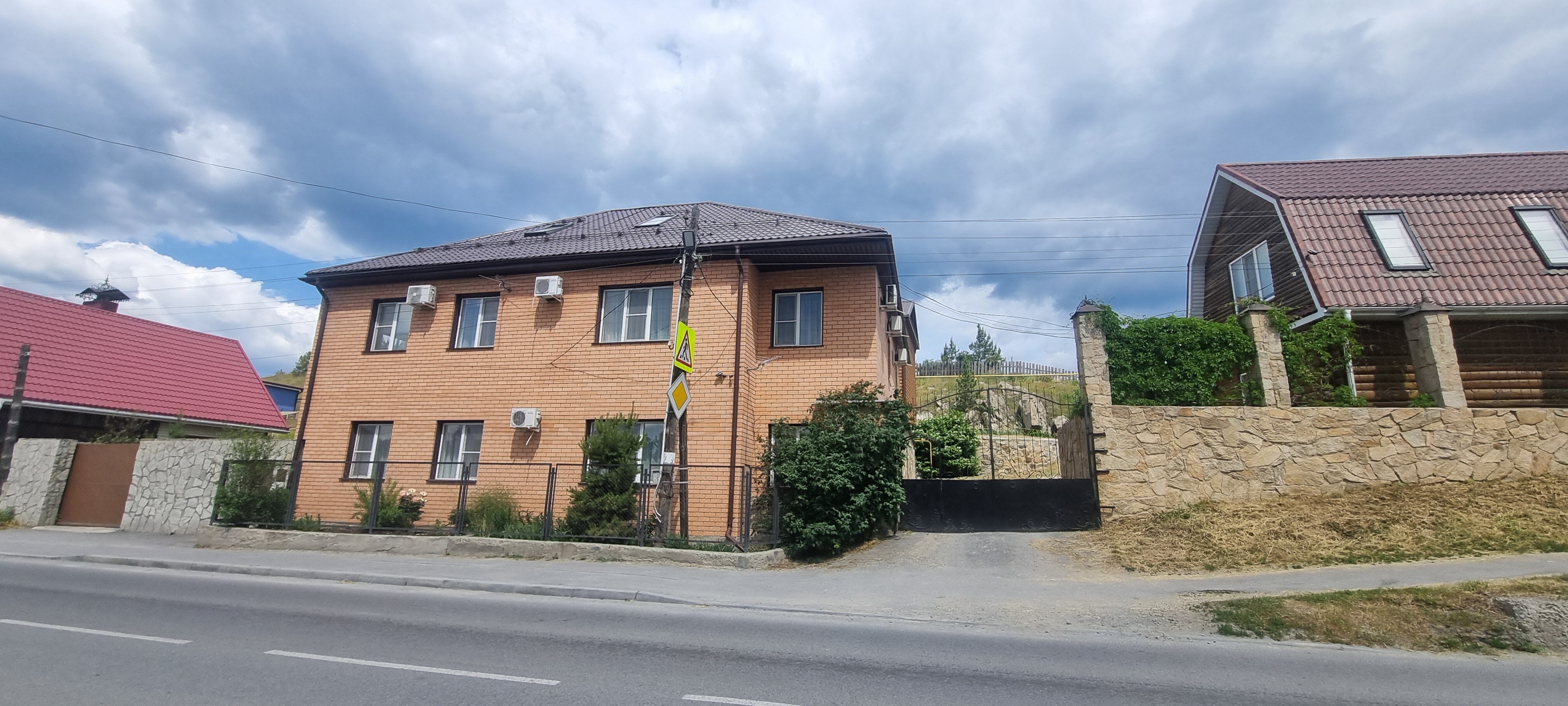 Фото Дом у озера