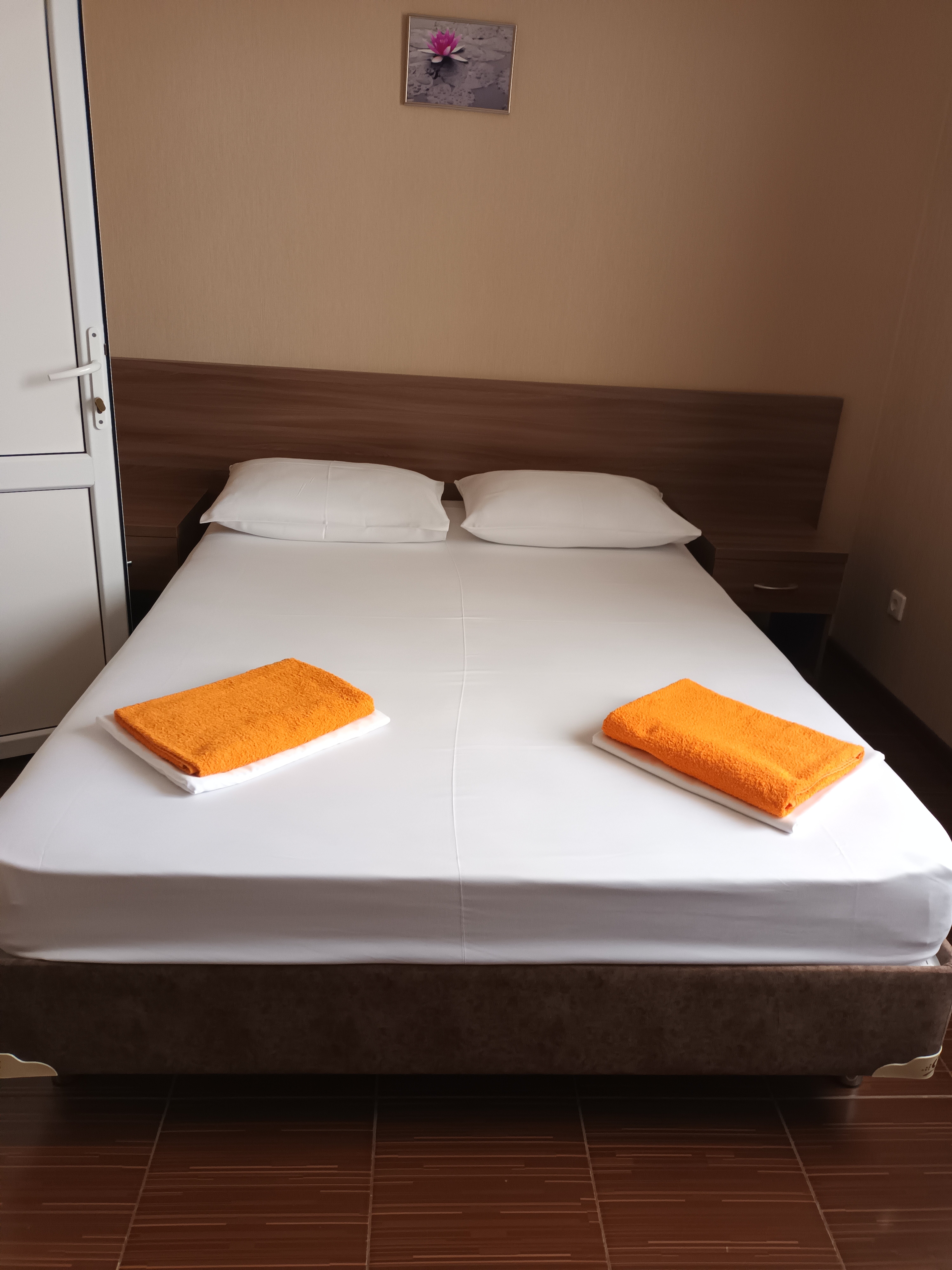 Фото Селена