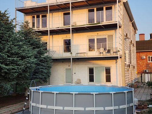 Иное жильё Белый дом в Ейске