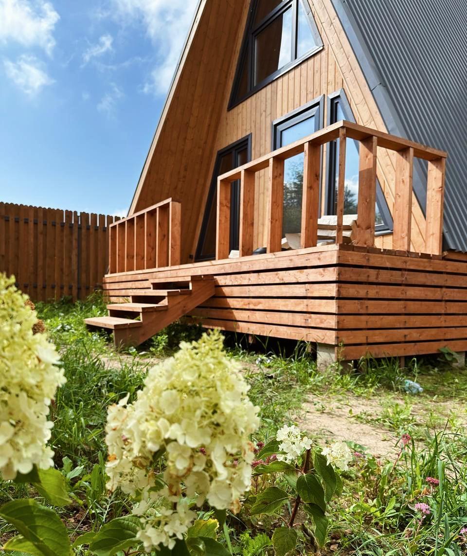Фото A-Frame Family