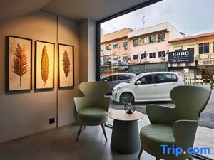 Гостиница The Seraya Hotel