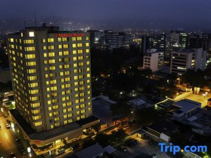 Гостиница Clarion Suites Guatemala City