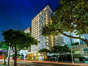 Гостиница Hotel With City