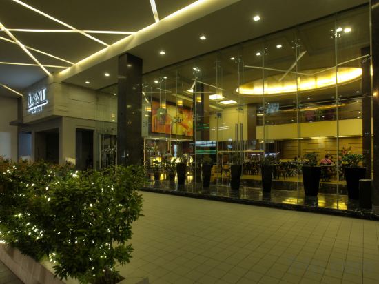 Фото Luxent Hotel