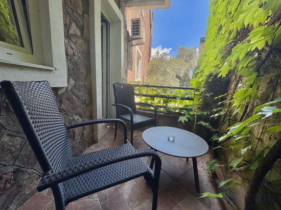 Фото Contessa Apartments