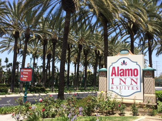 Фото Alamo Inn & Suites