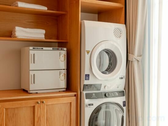 Hotel Ha Long Villa 3 min to Beach Pool-Jacuzzi& Sauna, Ha Long, photo