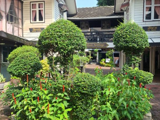Фото Silom Village Inn