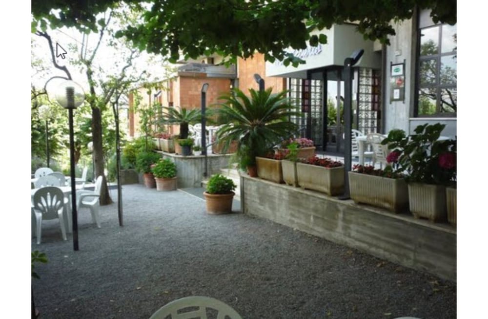 Фото Hotel Montecarlo